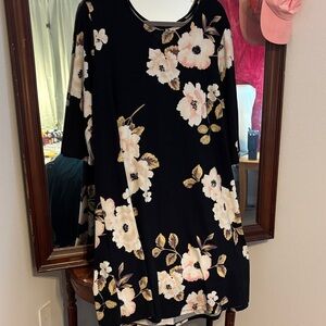 Bobbie Brooks Black Floral Long Sleeve Dress .